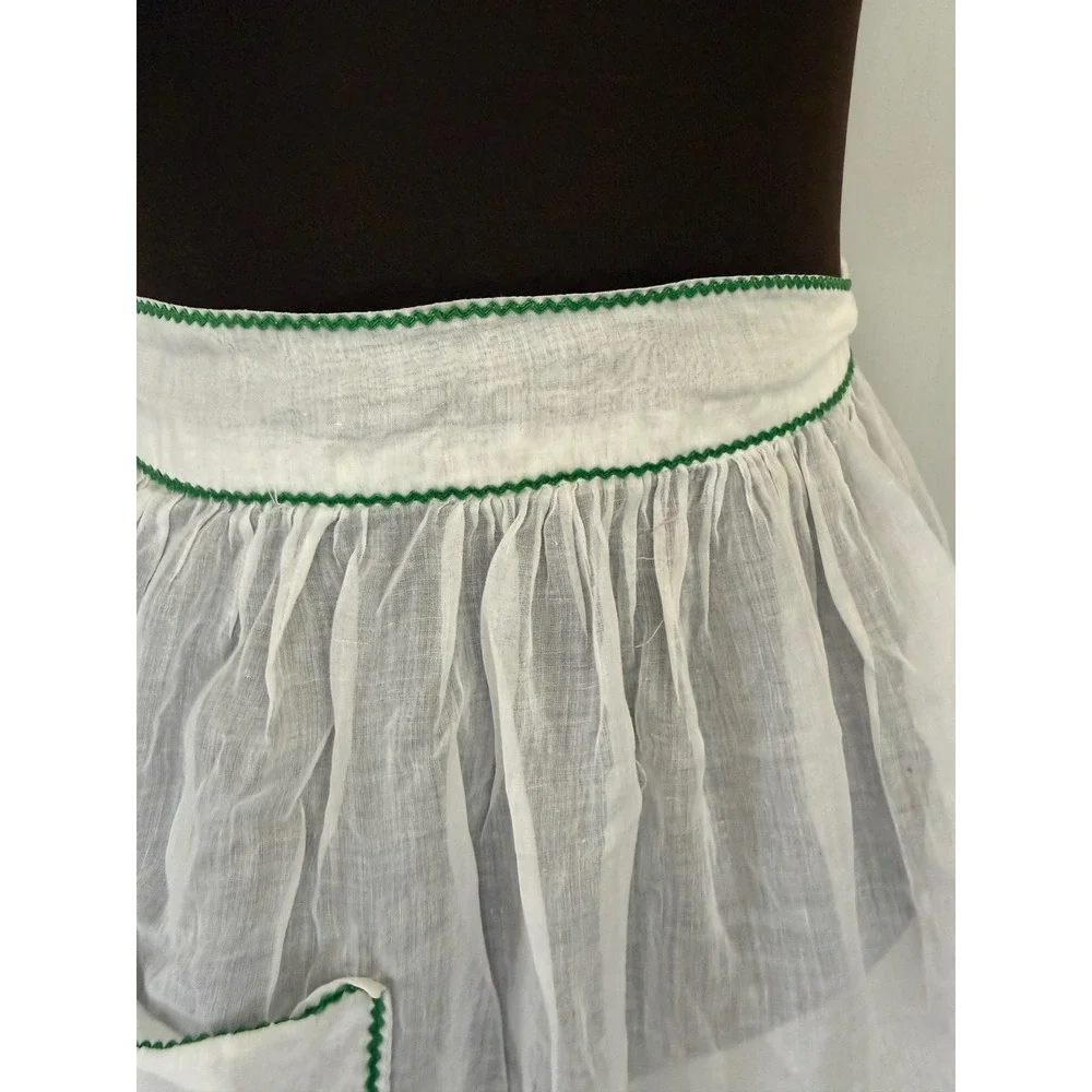 Vintage‎ White Sheer Half Apron Green Ric Rac Trim Front Pocket Retro Kitchen